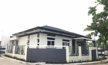 For Sale or rent  Good As Brand new 3Br Corner bungalow house for sale with 2 covered Car Garage