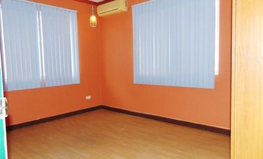 2Storey Singe Attached House in Acasia Place Subdivision, Cebu City