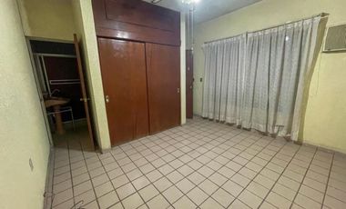 CASA EN VENTA EN FRACCIONAMIENTO DEL BOSQUE
