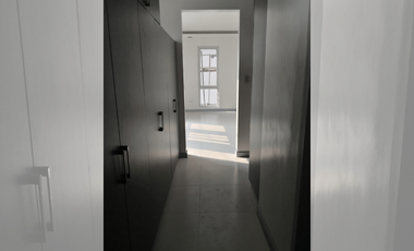 4BR HOUSE AND LOT FOR SALE IN MERVILLE