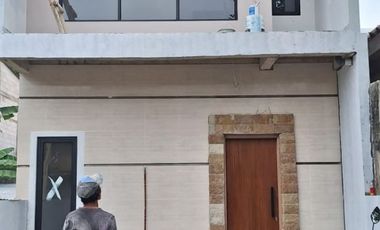 Rumah Baru Cantik Mewah Elegan Strategis Di Jalan Ratna Jatikramat Bekasi