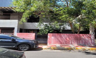 Land and Villa for sale in Makati, Metro Manila