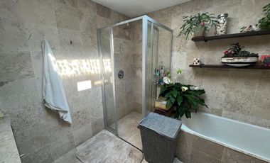 Condominio de 2 Casas y 2 Depas en Venta en San Jerónimo Lídice