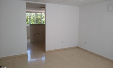 ESDIFICIO CON DOS LOCALES COMERCIALES Y TRES APARTAMENTOS.