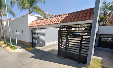 Casa en Venta Ana Maria Sanchez 829 Joyas del Nilo Guadalajara Jal Excelente inversion Remate !!!