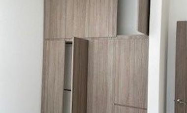 HERMOSA RESIDENCIA A ESTRENAR EN ZONA ESMERALDA CON ROOF GARDEN Y VISTA HACIA LA PRESA