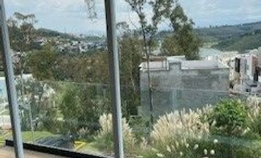 HERMOSA RESIDENCIA A ESTRENAR EN ZONA ESMERALDA CON ROOF GARDEN Y VISTA HACIA LA PRESA