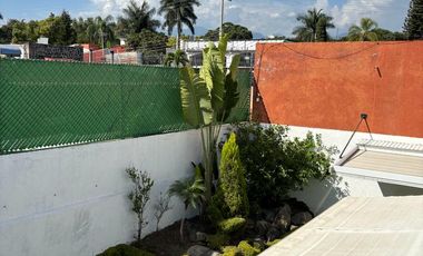 VENTA DE CASA CON USO DE SUELO PARA OFICINA, ESPACIO COMERCIAL