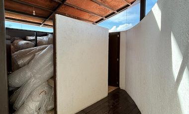 VENTA DE CASA CON USO DE SUELO PARA OFICINA, ESPACIO COMERCIAL