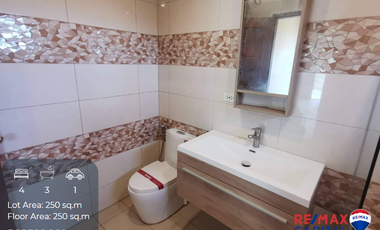 FOR SALE: 250 sq.m 2-Storey 4BR House & Lot in Twin Lakes Domaine Le Jardin