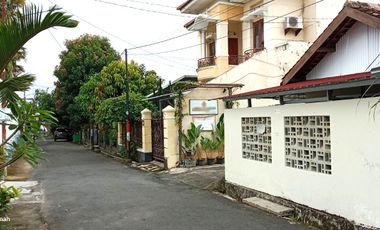 Rumah Luas Hanya 200 meter dari Jalan Taman Siswa
