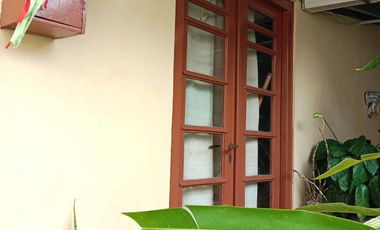 Rumah Luas Hanya 200 meter dari Jalan Taman Siswa