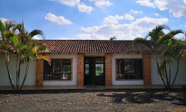 HERMOSA FINCA EN VILLAVICENCIO