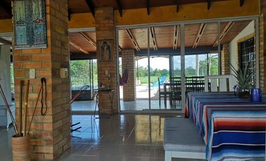 HERMOSA FINCA EN VILLAVICENCIO