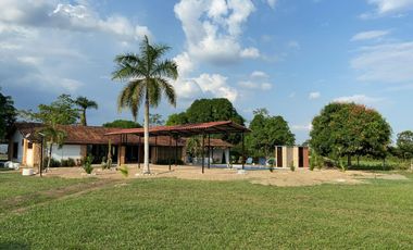 HERMOSA FINCA EN VILLAVICENCIO