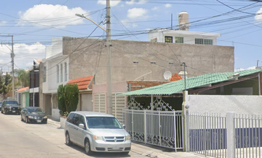 CASA EN SOLDADO INSURGENTE, MORELOS 3A SECC, AGUASCALIENTES. ¡CASA EN REMATE! -FQA