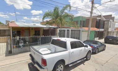 CASA EN SOLDADO INSURGENTE, MORELOS 3A SECC, AGUASCALIENTES. ¡CASA EN REMATE! -FQA