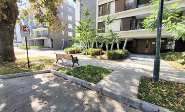 DEPARTAMENTO CON JARDÍN PRIVADO / SECTOR PLAZA ÑUÑOA.