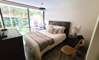 DEPARTAMENTO CON JARDÍN PRIVADO / SECTOR PLAZA ÑUÑOA.