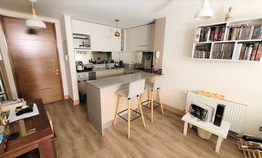 DEPARTAMENTO CON JARDÍN PRIVADO / SECTOR PLAZA ÑUÑOA.