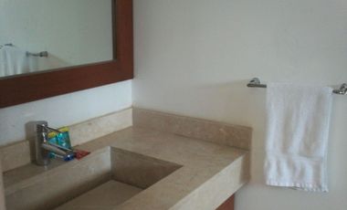 JURIQUILLA SUITES EJECUTIVAS AMUEBLADAS 1 RECAMARA TODOS LOS SERVICIOS INCLUIDOS