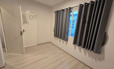 Townhouse for sale and rent, Villagegio Bangna, beautiful new house, warm minimalist decoration. Lots of usable space