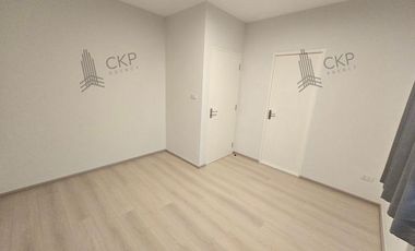 Townhouse for sale and rent, Villagegio Bangna, beautiful new house, warm minimalist decoration. Lots of usable space