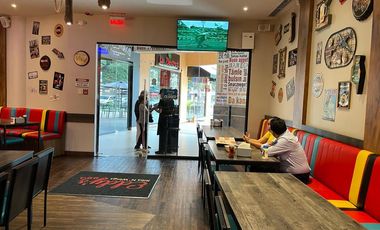 Local de Alquiler en Vía a la Costa