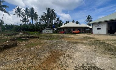 🌴 Discover Your Siargao Paradise Today! 🏖️ Experience Beachfront Bliss in Brgy Bitogo - Unwind in a Charming Main House, Luxuriate in 2 Cozy Villas, a