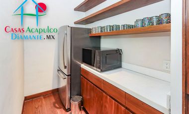 Hermosa casa en renta vacacional para 18 personas. Alberca y vista al mar