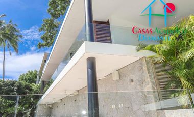 Hermosa casa en renta vacacional para 18 personas. Alberca y vista al mar