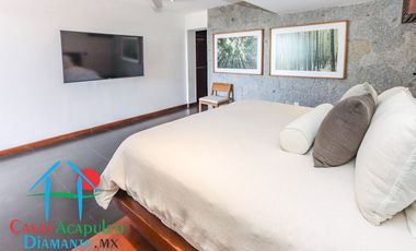 Hermosa casa en renta vacacional para 18 personas. Alberca y vista al mar