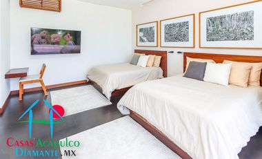Hermosa casa en renta vacacional para 18 personas. Alberca y vista al mar