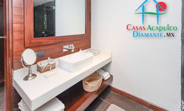 Hermosa casa en renta vacacional para 18 personas. Alberca y vista al mar