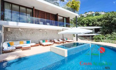 Hermosa casa en renta vacacional para 18 personas. Alberca y vista al mar