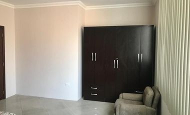 Suite amoblada de alquiler en Ciudadela Las Garzas, sector Kennedy.