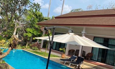 Modern & Luxury Pool Villa Houses Baan Anda Pattaya