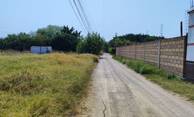 Se Vende de terreno de 2,500 m2 en la colonia los Pinos, de Jiutepec, Mor.