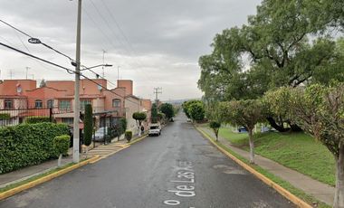 APROVECHA HERMOSA CASA MUY POR DEBAJO DE SU VALOR IXTAPALUCA !!!