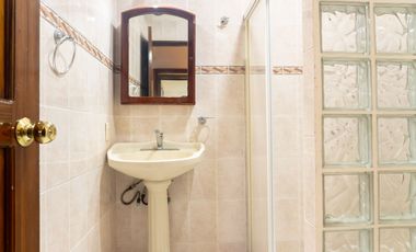 Casa en venta en Gaviotas, Puerto Vallarta, con alberca privada y paneles solares