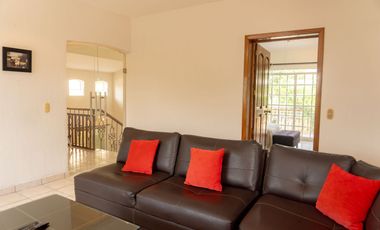 Casa en venta en Gaviotas, Puerto Vallarta, con alberca privada y paneles solares