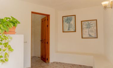 Casa en venta en Gaviotas, Puerto Vallarta, con alberca privada y paneles solares
