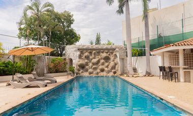 Casa en venta en Gaviotas, Puerto Vallarta, con alberca privada y paneles solares