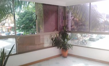 F4640 Consultorio en arriendo en el sector El Dorado