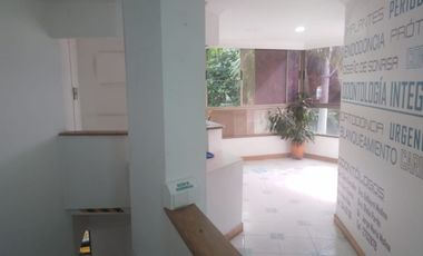 F4640 Consultorio en arriendo en el sector El Dorado