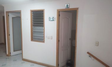 F4640 Consultorio en arriendo en el sector El Dorado