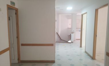 F4640 Consultorio en arriendo en el sector El Dorado