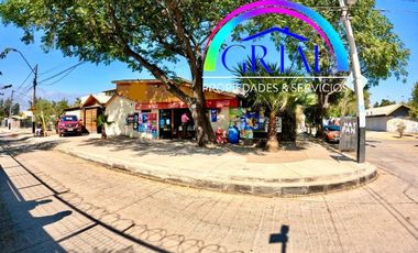 Gran Casa con local comercial en Ñuñoa