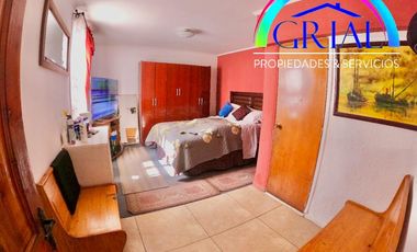 Gran Casa con local comercial en Ñuñoa
