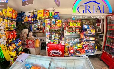 Gran Casa con local comercial en Ñuñoa